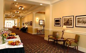 The Lodge At Mountaineer Square